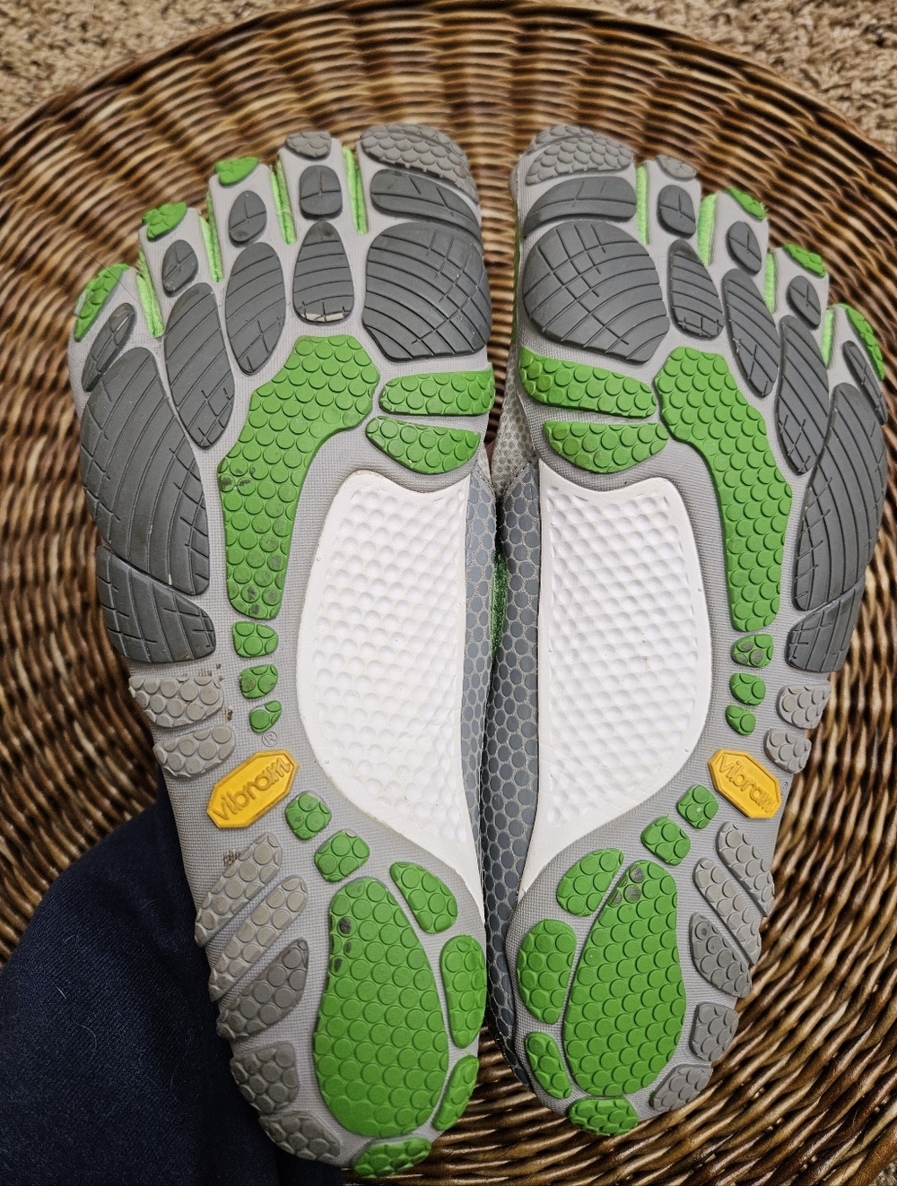 Vibram Fivefingers Shoes Womens 40 8.5-9 Green Bikila W345 Minimalist Barefoot - Picture 3 of 8